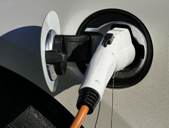 Bild für Wer zuerst kommt, mahlt zuerst? - Elektromobilität